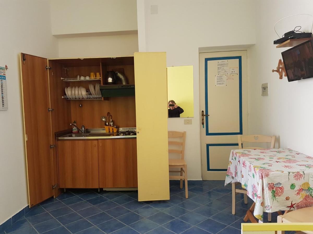 Апартаменти Lipari Centro Storico Flat 7 Min From Port Екстер'єр фото