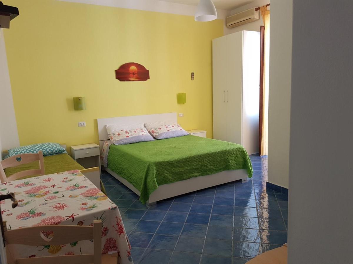 Апартаменти Lipari Centro Storico Flat 7 Min From Port Екстер'єр фото